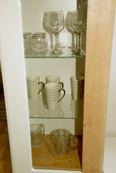 Camino Split - Apartment Near Mall Of Split Bagian luar foto